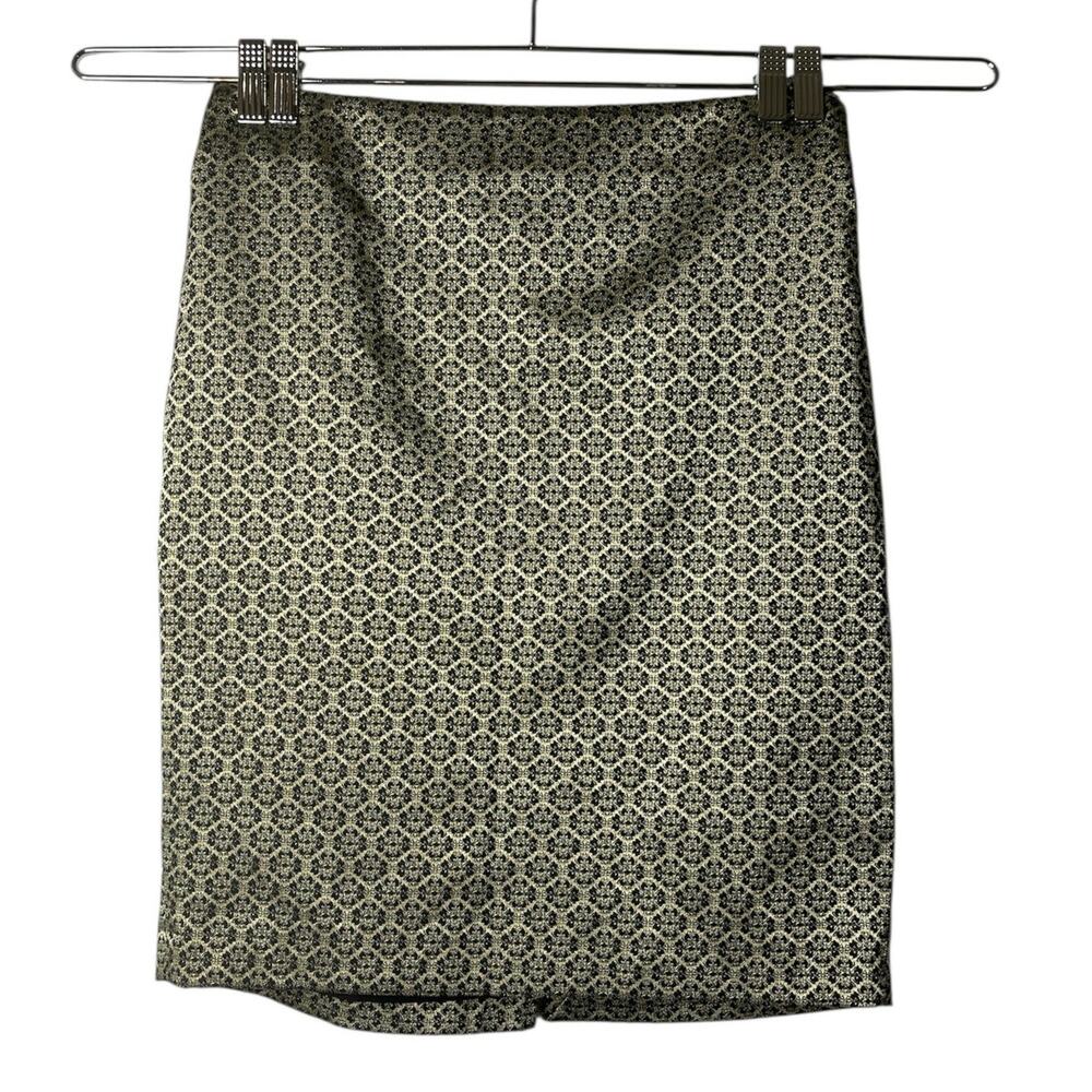 Ann Taylor Petite Black‎ Gold Jacquard Skirt Size 8P